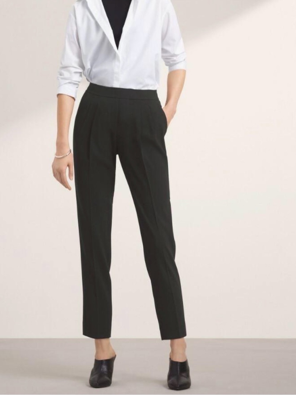 Aritzia Babaton Cohen Pant Long Black Pleated Trousers Size 6